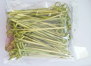 4 pouces Simple Knott Bambou pics à cocktail piques <span class=keywords><strong>apéritif</strong></span> sur Amazon - Product Image 5