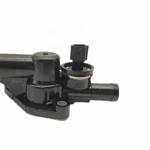 Suministro de piezas automotrices, conectores de manguera de refrigerante, bridas de tubería de agua 110600318R 110 600 318R - Product Image 3