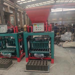 Máquina para Fabricar Bloques de Hormigón Entrabados 4-35B con Tolva, Línea de Producción y Cinta Transportadora Mezcladora - Product Image 5