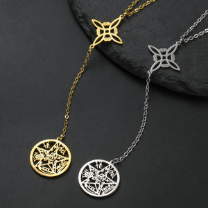 Collier à double pendentif en acier inoxydable simple Chaîne de clavicule Tendance Étoile à cinq branches Noeud de sorcière Conception creuse pour hommes femmes - Product Image 2