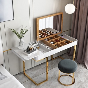 Meuble de chambre à coucher moderne avec cadre en acier inoxydable doré brillant, coiffeuse avec miroir - Product Image 1
