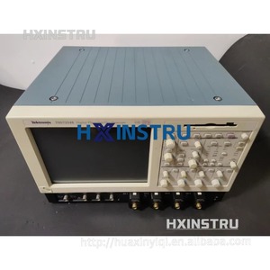 Tektronix TDS7254B - Osciloscopio Digital de Fósforo 2.5 GHz 20 GS/s usado H - Product Image 2