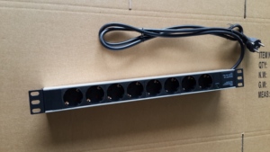 PDU Inteligente de 30A 200-240V (con Pantalla LED, Panel Metálico y Función de Monitoreo Remoto de Red) Equipo de Distribución de Energía Sin P - Product Image 6
