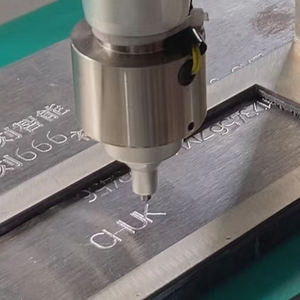 Zixu Machine électrique portative de gravure par points alimentée par batterie Châssis de <span class=keywords><strong>voiture</strong></span> automatique VIN QR Code Machine de marquage des métaux - Product Image 2