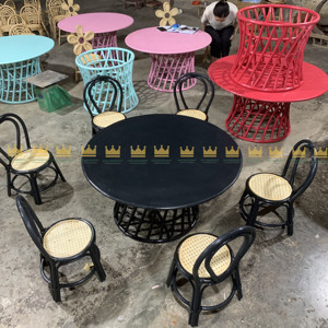Table d'enfant en rotin multicolore faite à la main-Meubles pour chambres d'enfants, aires de jeux Prix de gros au Vietnam de haute qualité - Product Image 5