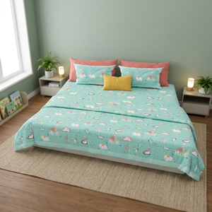 Parure de lit en coton imprimé animaux de dessin animé 4 pièces, housse de couette, drap et taies d'oreiller 1,8 m, respirante toutes saisons pour usage domestique - Product Image 1