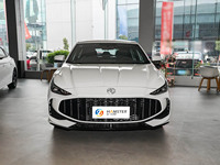 Nouvelle MG-5 2026 Édition Luxe Mondiale 180DVVT Berline Sport Compacte Économique pour Famille Pneus R16 Boîte Automatique Caméra Arrière Conduite à Gauche