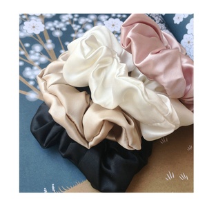 Venta al por mayor <span class=keywords><strong>de</strong></span> 3,5 Cm <span class=keywords><strong>de</strong></span> ancho, 100% pura <span class=keywords><strong>seda</strong></span> 22 Mm Satén <span class=keywords><strong>de</strong></span> <span class=keywords><strong>seda</strong></span> pelo <span class=keywords><strong>seda</strong></span> corbata <span class=keywords><strong>Scrunchies</strong></span> - Product Image 1