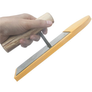 Espátula Butterfly Intent de 18 cm x 6.5 cm con hoja recta, herramienta manual para la colocación de baldosas y enlucido. - Product Image 3