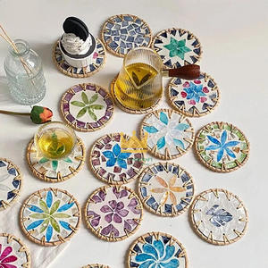 Vietnam Colorful <b>Hand</b>-Woven Round Rattan Shell Modern Style Eco-Friendly <b>Heat</b> Resistant Kitchen Placemats Coasters Cheap Price - Product Image 5