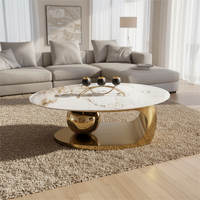 Table basse ovale italienne luxueuse, de forme irrégulière, adaptée aux salons et aux hôtels.
