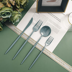 Ensembles de couverts en plastique jetables sûrs et à couleurs personnalisées pour hôtels, banquets, fêtes, fourchettes, couteaux, cuillère, moulés sans couture - Product Image 3