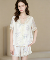 Nouvel ensemble de pyjama d'été haut de gamme en tissu tissé 2 pièces pour femme, imprimé floral, légèrement luxueux, col en V, manches courtes, shorts, parfait