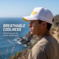 Gorra Deportiva Blanca y Amarilla 4U GEAR para Actividades al Aire Libre, Logotipo 3D, Ventilaciones Cortadas con Láser, 6 Paneles, Cierre a Presión, Visera Curva para Hombres y Mujeres