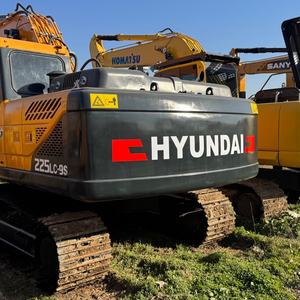 Excavatrice Hyundai 225 de 25 tonnes d'occasion en bon état, moteur d'origine en stock, livraison rapide - Product Image 6