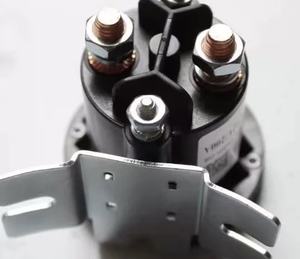 Nuevo Contactor Original de 12 Voltios CC (634-1261-212) de 3 Terminales con Soporte en L Curvo Estrecho - Stock de Electrónica - Product Image 1