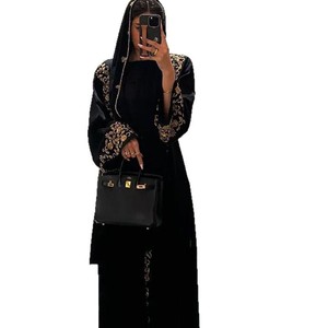 Fashion <strong>Black</strong> <strong>Abaya</strong> for Muslim Women Long-Sleeved Dubai-Style <strong>Abaya</strong> with Rhinestones for Eid Islamic <strong>Abaya</strong> - Product Image 5