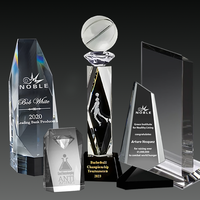 Trophée Globe en Cristal Bleu Noble avec Base Transparente – Cadeau de Reconnaissance d'Entreprise pour la Distinction des Employés