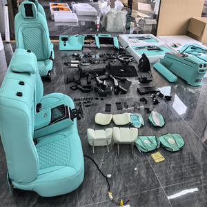 Kit Interno da <span class=keywords><strong>W463</strong></span> a W465 per Mercedes Benz <span class=keywords><strong>Classe</strong></span> <span class=keywords><strong>G</strong></span> <span class=keywords><strong>W463</strong></span>: Cruscotto, Schermo, Pannelli Porta, Bracciolo, Console, Sedili in Pelle - Product Image 4