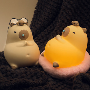 Veilleuse Capybara couché et paresseux, Cadeaux Capybara, Portable, Moelleux, Rechargeable, Intensité réglable - Product Image 4