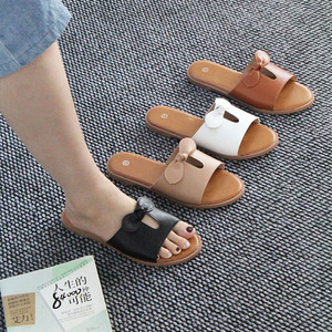 Sandales plates décontractées et respirantes pour femmes, style nouveau, confortables, à enfiler, pour l'extérieur et les vacances, vente en gros, best-seller - Product Image 1