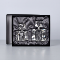 Flacon de parfum carré en verre cristal fait main Crystal Coast avec logo personnalisé, col en métal, design gravé, capacité 6 ml, plat