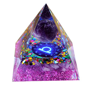Pyramide en résine Kogiya 12 Constellations, artisanat en cristal gravé au laser, décoration pour la maison, le bureau, la voiture, collection, cadeau - Product Image 4