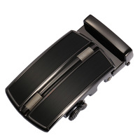 Ceinture Homme Nouvelle Tendance à Boucle Automatique en Alliage à Cliquet avec Marquage Laser pour Homme, Vente en Gros d'Usine, Stock OEM LY36-0257