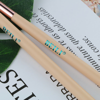 Pinceau de maquillage unique de luxe de qualité supérieure comprenant des pinceaux pour le visage rouge à lèvres pour une routine de beauté complète