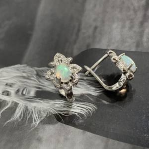 Pendientes de Plata 925 con Ópalo Natural Incrustado, Diseño de Corazón de <span class=keywords><strong>Cuervo</strong></span> Moderno, 3g para Aniversario - Product Image 1