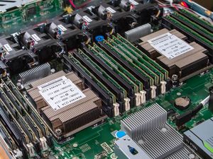 P00922-B21 P06188-001 P03050-091 <span class=keywords><strong>16GB</strong></span> <span class=keywords><strong>DDR4</strong></span> 2933MHz 2Rx8 PC4-23400 máy chủ Bộ nhớ <span class=keywords><strong>RAM</strong></span> - Product Image 4