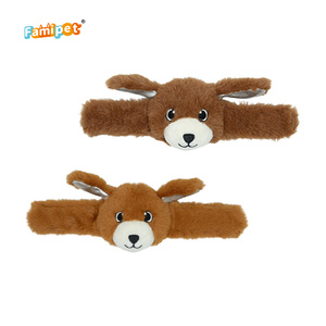 Famipet Fabricante, Nuevo Diseño Personalizado, Peluche Suave de Animal, Brazalete de Peluche para Abrazar, Pulsera de Muñeca para Niños - Product Image 6