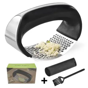 Hot Sell Professional Kitchen Gadgets Plastic Stainless Steel Rocker Mincer Crusher Garlic To Press Chopper And Roller