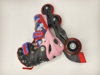 Chaussures de patin à roues alignées réglables à quatre roues à LED pour enfants Patins à roulettes pour enfants avec roues en PU et équipement de protection de sécurité