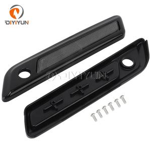 ฝาครอบบานพับกระเป๋าข้างมอเตอร์ไซค์สำหรับ Harley Touring <span class=keywords><strong>Road</strong></span> <span class=keywords><strong>King</strong></span> Street Glide Electra Glide FLHT FLHR 2014-2022 2019 <span class=keywords><strong>2018</strong></span> - Product Image 5