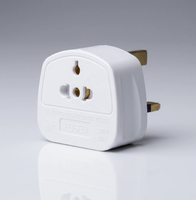 Chargeur britannique 13A 250V AC avec deux ports USB-A 5V 2.4A Max, protection contre les surcharges, certifié CE UKCA RoHS, adaptateur 3 broches UK pour ordinateur portable/PC
