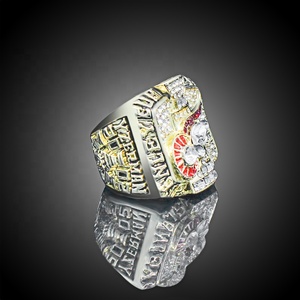 NHL2002 Detroit Red Wings Championnat Anneau Haute Qualité Style Classique Alliage Or Collège Jeux Commémoratifs Anneau À La Mode - Product Image 4