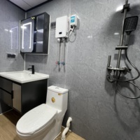 Maison conteneur extensible de 40 pieds à 2 chambres, style moderne du milieu du siècle, préfabriquée pour villa, bureau, hôtel, cuisine, salle de bain, bar et boutique