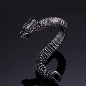 Bracciale di Lusso con Drago Placcato Oro Nero per Uomo, Catena in Acciaio Inox con Motivo a Scaglie di Drago per Regalo, Anniversario, Festa - Product Image 4