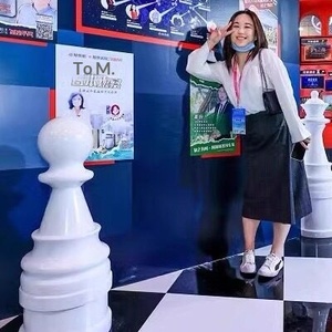 Estatua Grande de Rey y Reina de Ajedrez de Resina, Adorno Decorativo Artístico para Exteriores, Zonas Escénicas, Clubes, Hoteles, Ventanas, Patios, Regalo Empresarial - Product Image 5