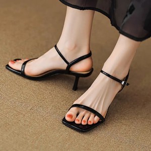 <span class=keywords><strong>Sandalias</strong></span> de tacón de aguja con punta cuadrada y tira al tobillo ajustable para <span class=keywords><strong>mujer</strong></span>, estilo europeo - Product Image 3