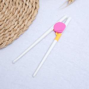 <span class=keywords><strong>Palillos</strong></span> <span class=keywords><strong>de</strong></span> Plástico para Bebés, Estilo Chino, para Práctica y Aprendizaje, Vajilla Infantil, Venta al por Mayor - Product Image 4