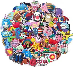 1000 pcs mix Cartoon Shoe Charm Pack Ensemble de breloques de chaussures en gros prix bas Shoe Charm Pack