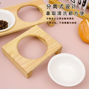 ขาตั้งชามไม้ยกสูงสำหรับสัตว์เลี้ยง พร้อมชามสีขาวสองใบสำหรับให้อาหารและน้ำแมว - Product Image 4