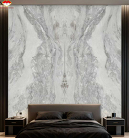 Panneau mural de salon et de chambre à coucher en marbre de luxe moderne en pierre naturelle Camus blanc, grande dalle, veinage gris, éco-responsable