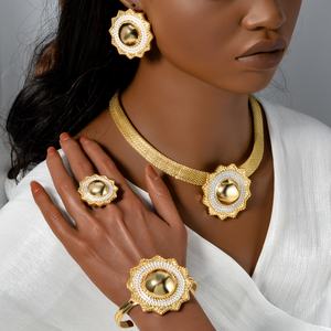 Ensemble de bijoux plaqué or 14 carats Zeadear Bridal avec bracelet à billes, bague et collier pour mariages et fiançailles - Product Image 2