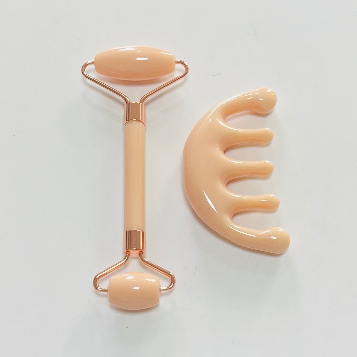 สีเบจอ่อน