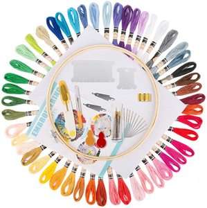 <span class=keywords><strong>Kit</strong></span> de bordado incluye 50 colores bordado hilos de <span class=keywords><strong>coser</strong></span> 5 piezas de plástico aros de bordado Cruz puntada herramienta - Product Image 1