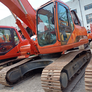 Doosan-Excavadora de segunda mano hidráulica de 21 toneladas, maquinaria de movimiento de tierra, gran potencia en stock para la venta - Product Image 1