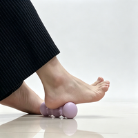 Ensemble complet de 3 outils de massage manuels, rouleau de massage pour les doigts, masseur du cuir chevelu, rouleau d'acupression pour les pieds pour la relaxation